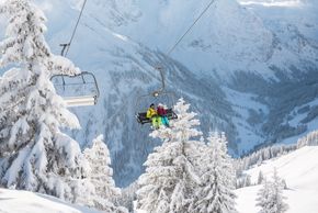 Mit der Muttelbergbahn nach oben