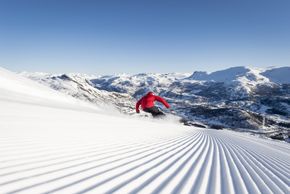 In Hemsedal erwarten dich Snow Parks, steile Abfahrten und anspruchsvolle Strecken abseits der Piste.