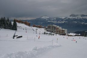 Prapoutel (1350m) ist der größte Ort am Skigebiet!