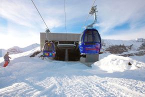 Mit der 15er-Gondel erreichen Skifahrer von Stöckalp aus das Hochplateau.