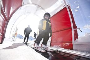 Im Kinderland Nalunsin sind die Kleinen ganz groß.