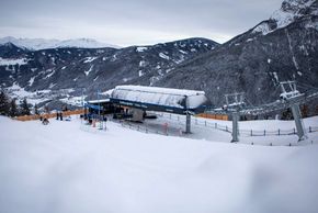 Die neue Galtbergbahn in Schlick 2000.