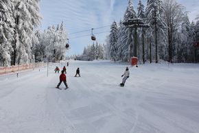 Im Talbereich gibt es Übungslifte für Anfänger und Kinder.