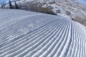 © www.steamboat.com