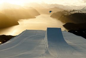 © strandafjellet.no