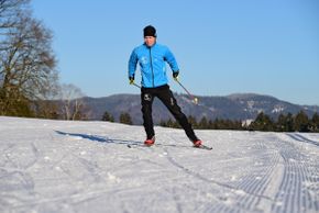 Skater auf der Loipe bei Isny im Allgäu