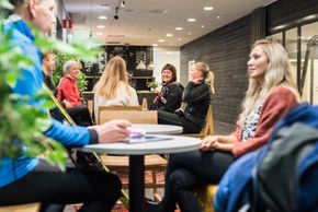 Für das leibliche Wohl sorgt die Skilodge.