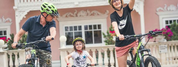 Detaillierte Infos zur Unterkunft Hotel Cavallino Bianco Family Spa Grand Hotel