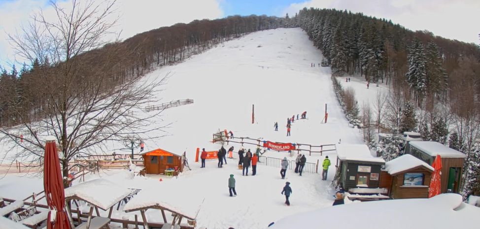 Blick aufs Skigebiet Schlossberg Medebach