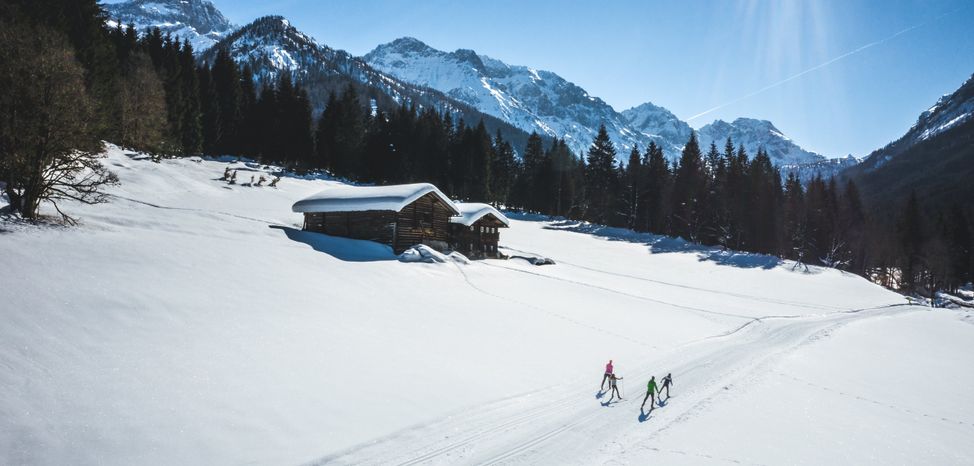 Ostloipe mit Bauernhof Kressl