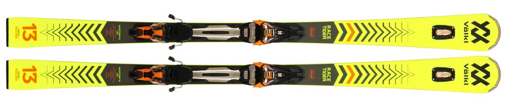 Völkl Racetiger SL - - Ski Review - Season 2021/2022