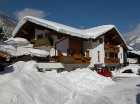  Appartementhaus Montana