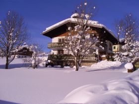  Ferienhaus Hirterhütte Familie Gsenger Dachstein-West