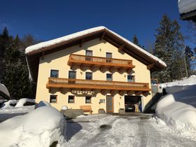  Ferienwohnungen Haus - Peschl