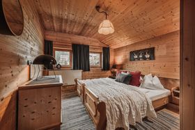  Chalet ASTERHÄUSL mit Sauna & Hot Pot