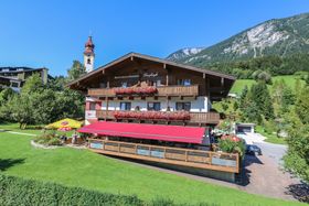  Hotel-Pension Dorfcafe