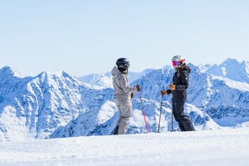 Genieße perfekte Skibedingungen – von Herbst bis Frühling.