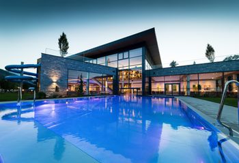 Sportcamp Woferlgut features an extensive swimming area.