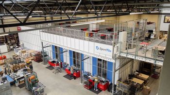 Die AutoStore-Anlage erhöhte die Effizienz im Lager von SportFits.