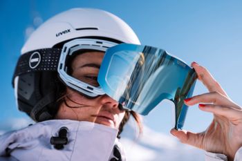 Die richtige Tönung und Lichtdurchlässigkeit ist entscheidend für klare Sicht.