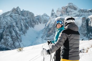 Alta Badia garantiert schier endlosen Pistenspaß und tolle Ausblicke auf die beeindruckenden Dolomiten.