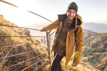 Merino verbindet Geruchsneutralität, Temperaturregulation und hohen Tragekomfort.