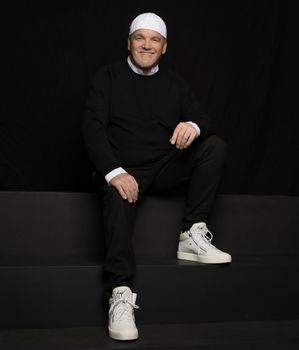 Mit seiner Band ist DJ Ötzi in Flachau zu Gast.