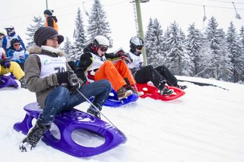 Rodelmöglichkeiten gibt es am Karnevalswochenende reichlich.