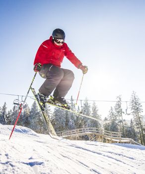 Rund 50cm Schnee liegen aktuell auf den Pisten in Winterberg.