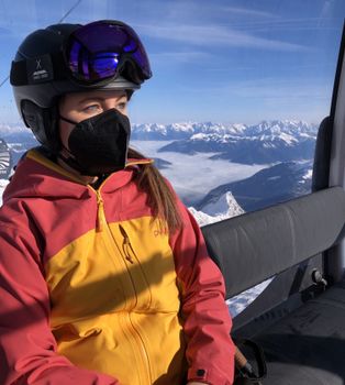 In den Seilbahnen gilt aktuell eine FFP2-Maskenpflicht.