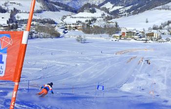 Permanent gesteckter Riesenslalom in der Race'n'Boarder Arena am Markbachjoch.