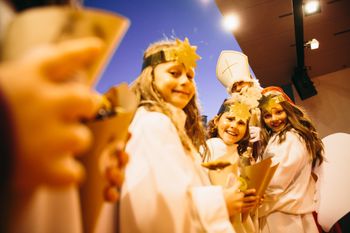 Liechtr'zeit in St. Leonhard mit einem bunten Rahmenprogramm für Groß und Klein.