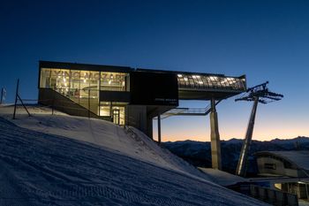 Die neue Bergstation der Flying Mozart wurde bereits im Sommer 2020 gebaut.