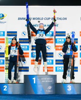 Freudensprünge bei Siegerin Ingrid Landmark Tandrevold aus Norwegen.