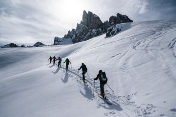 Die neue Kollektion zeugt von wenig Gewicht und viel Bewegungsfreiheit.