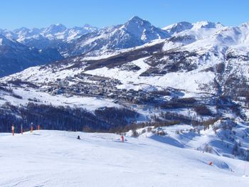 Der Name Via Lattea bedeutet auf Deutsch Milchstraße.