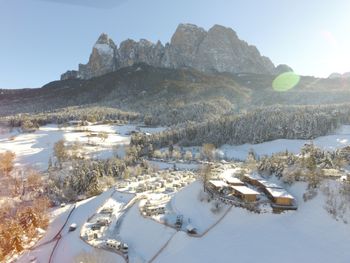 Campen im UNESCO-Welterbe Dolomiten kannst du z.B. an der Seiser Alm.