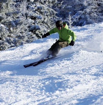 In der Skiarena Steibis erwartet dich Pistenvergnügen und Tiefschnee pur.