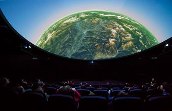 Beeindruckend: Der Sternensaal im Planetarium Südtirol