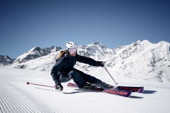 The Curv Modelle besitzen ein Shape mit dreifachem Radius für mehr Dynamik in Kurven.