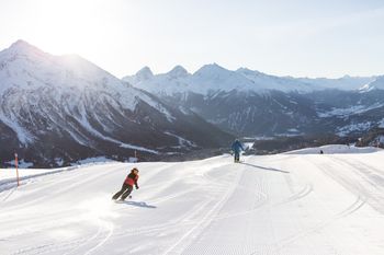 In Arosa Lenzerheide kannst du beim First Minute Deal sparen.