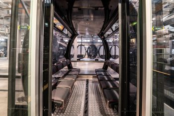 Die geräumigen 10er-Gondeln sind barrierefrei.