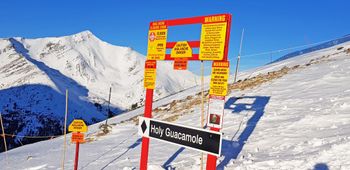 Lawinen-Warnschilder sind immer zu beachten!