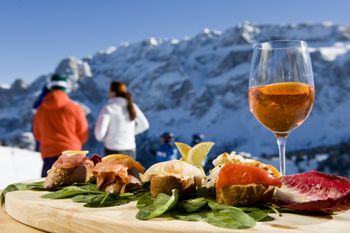 Mediterrane Speisen gibt es auf der Comicihütte.