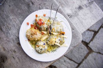 Urige Rezepte verwenden die Köche auf der Schwemmalm.