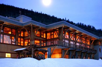 Monashee Lodge