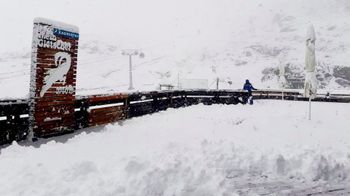 Am Kaunertaler Gletscher hofft man auf Schneemengen wie Anfang September.