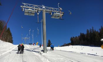 Sie werden ersetzt: Die beiden Holzschlag-Schlepplifte, die an der Skiarena starten.