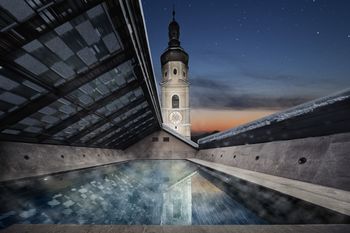 Beeindruckender kann ein Hotel-Pool kaum sein...