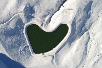 Der neue Speicherteich Viderböden hat ein Fassungsvermögen von 52.000 m³ Wasser.